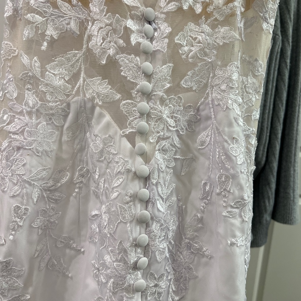 Mermaid Wedding Dress - Picture 6 of 7